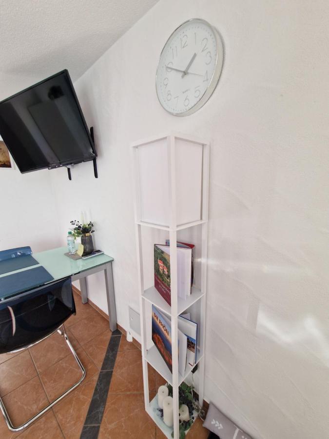 Ferienwohnung Am Sonnigen Haimberg Fulda Exterior photo